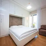 4 By Terrace Apartment