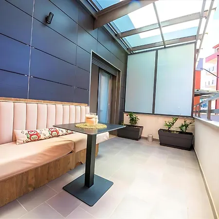 4 By Terrace *
