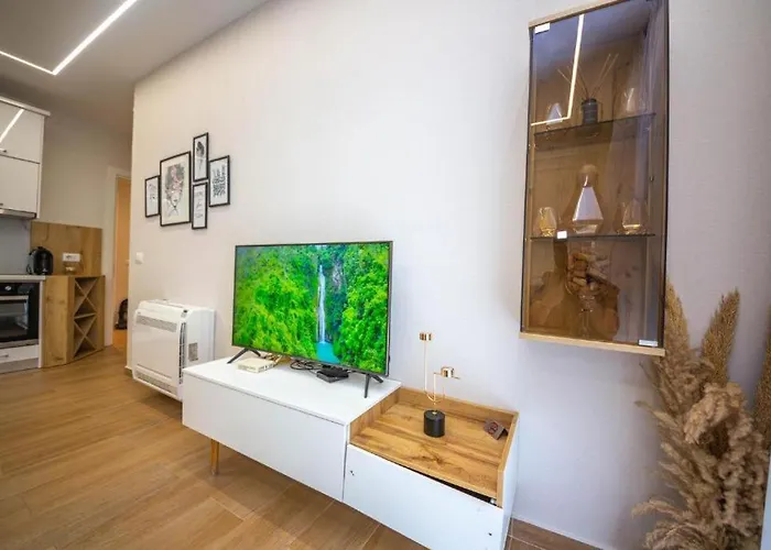 2 Апартаменты *